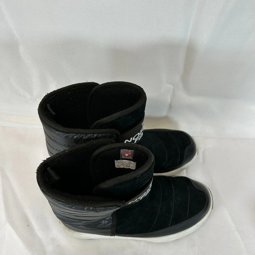 The North Face Nuptse Puffer Winter Boot Black White Waterproof Logo Strap 11